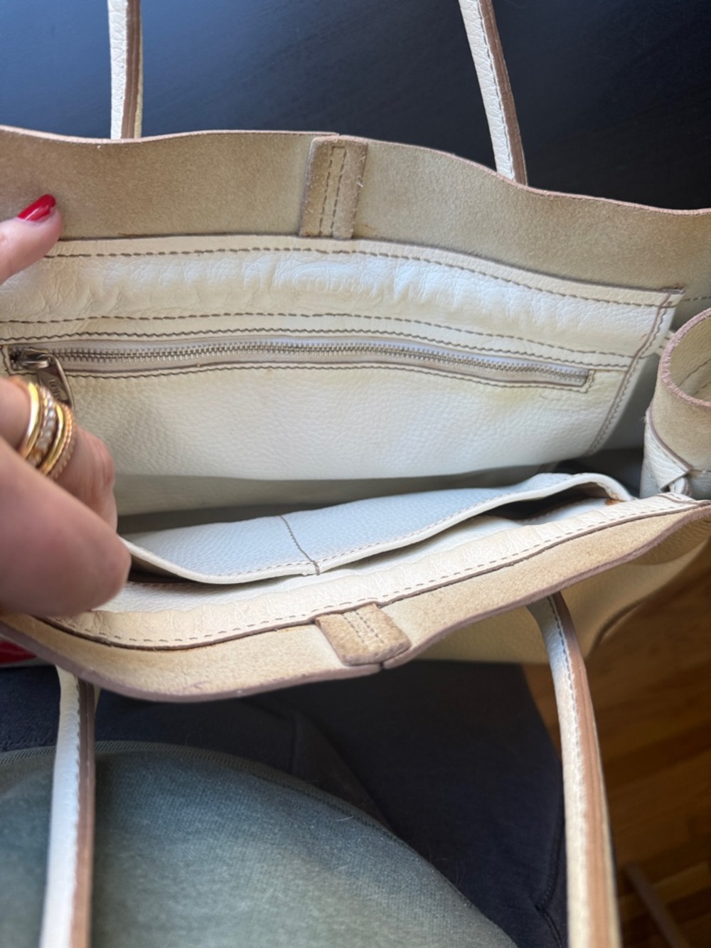 TOD'S Cream-White Pebbled Leather Tote with Top Handles - Picture 14 of 17
